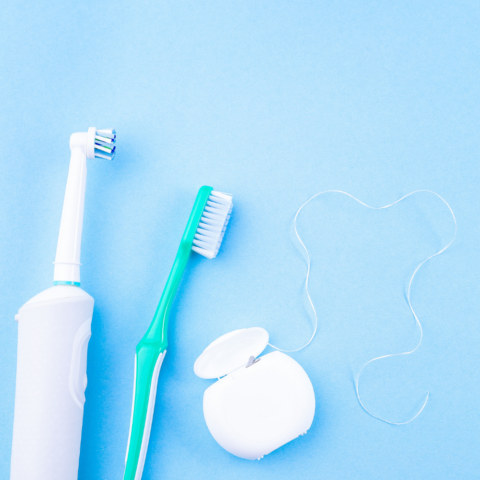 Cómo cuidar tus dientes con brackets: guía práctica de cepillado diario